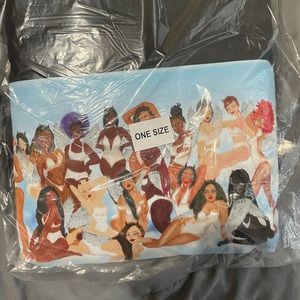 BRAND NEW BOYS LIE Heaven Signs Oversized Hoody